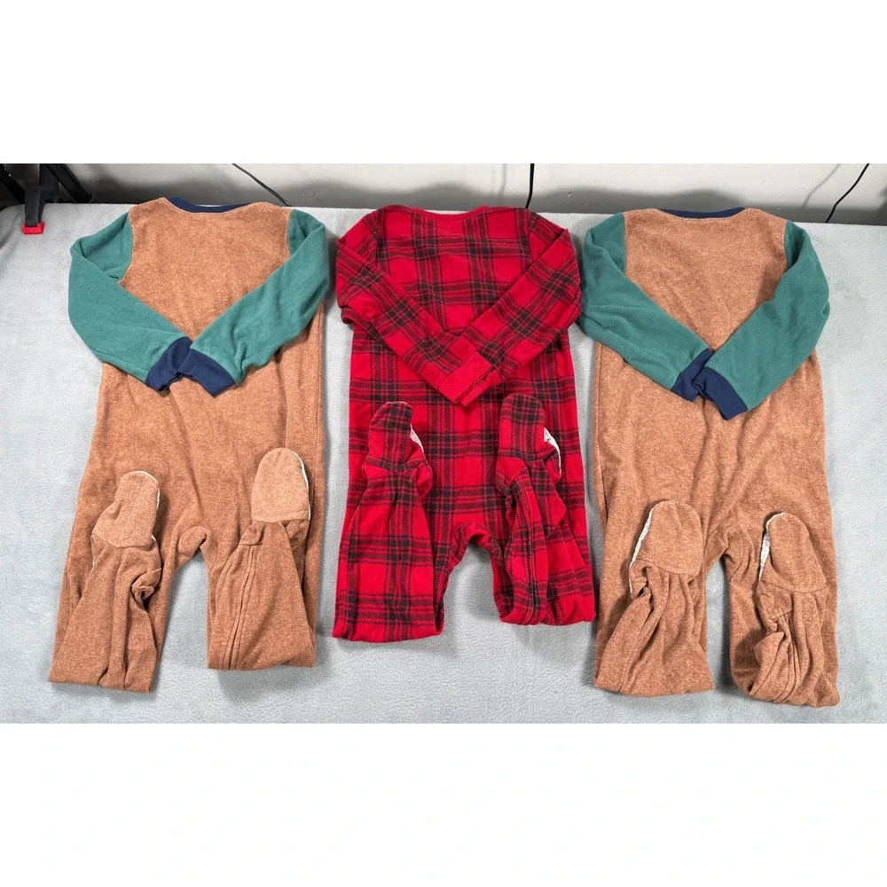 Lot of 3 Carters Boys Footed Pajamas Sleepers Fleece 5T Colorblock Christmas